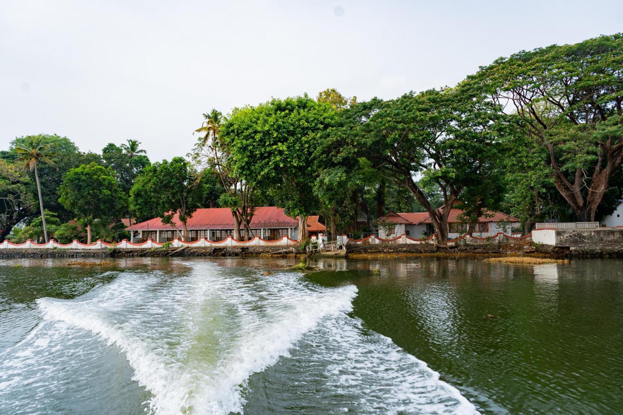 Ktdc Kumarakom Gateway Resort Alappuzha Exterior foto